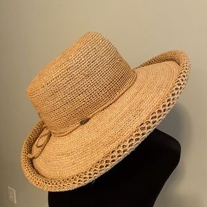 Callanan wide brim hat